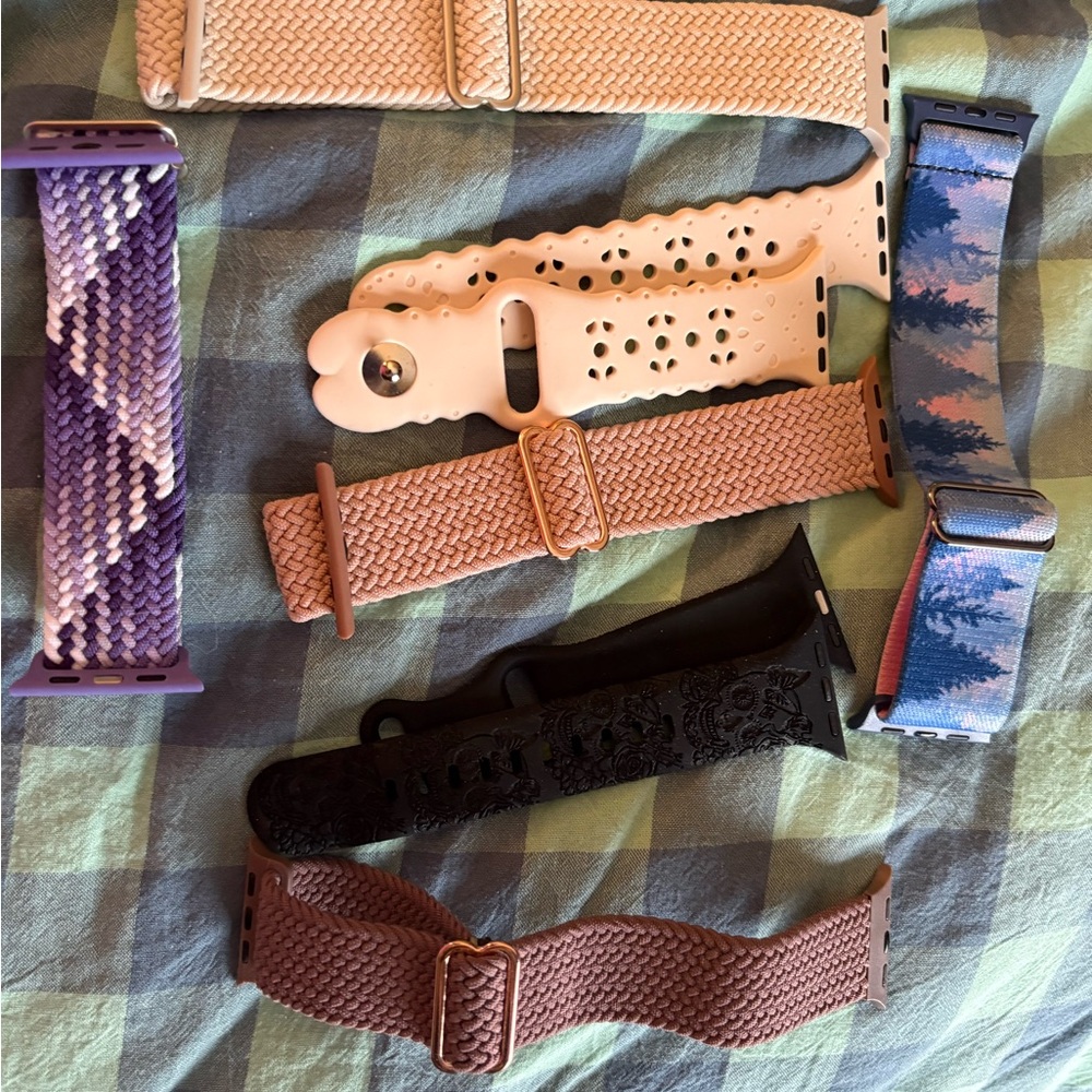Apple Assorted Watch Bands - Picture 3 of 3